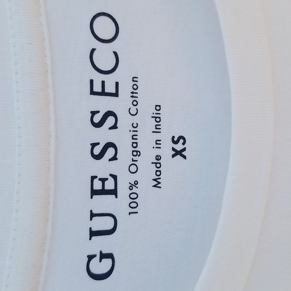 GUESS Sparkle Detail Cream T-Shirt XS - Picture 3 of 6